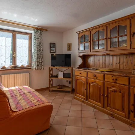 Seconda Stella A Destra فالغريسيتشيه