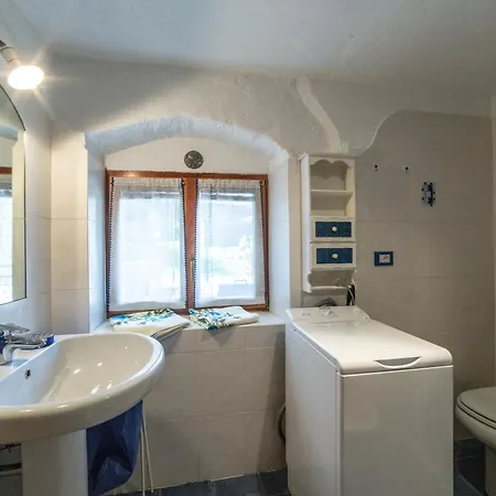 Seconda Stella A Destra فالغريسيتشيه